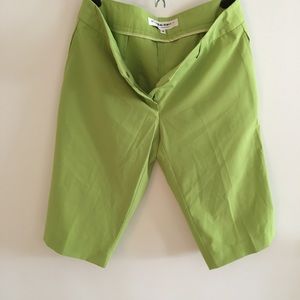 Trina Turk green Bermuda shorts. Dress shorts size 4